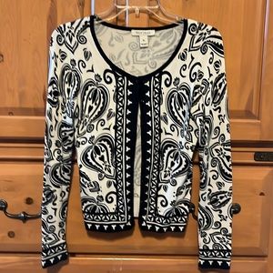 White House Black Market Size XS patterned cardigan.
